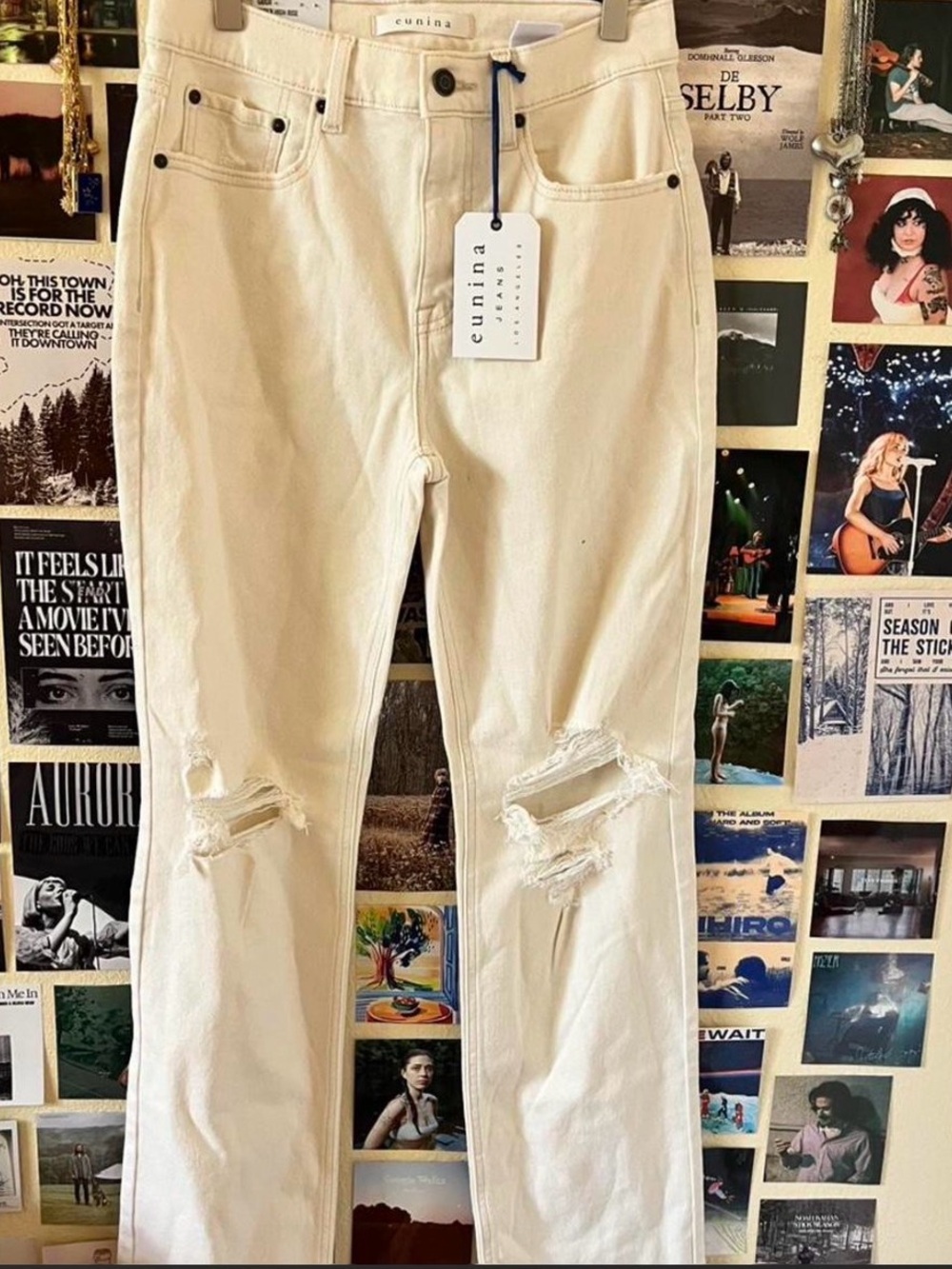 eunina Cream Straight-Leg Distressed Jeans